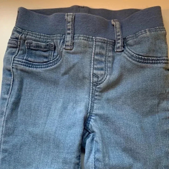 Five for 25 babyGap, soft jeans with an elastic waist band - Picture 2 of 6